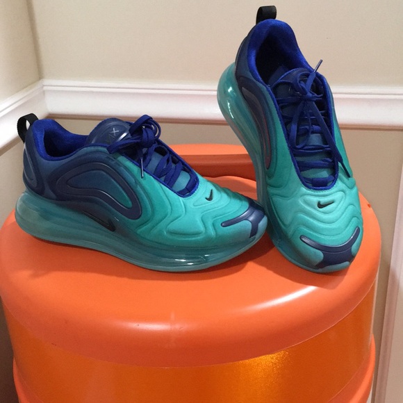 Nike AirMax 720 - Picture 1 of 1